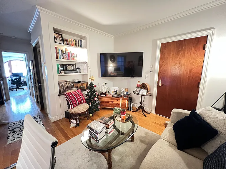 100 Salem St #1 — Photo 7