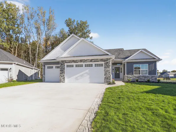 6951 Red Stag Ct, Whitehouse, OH 43571