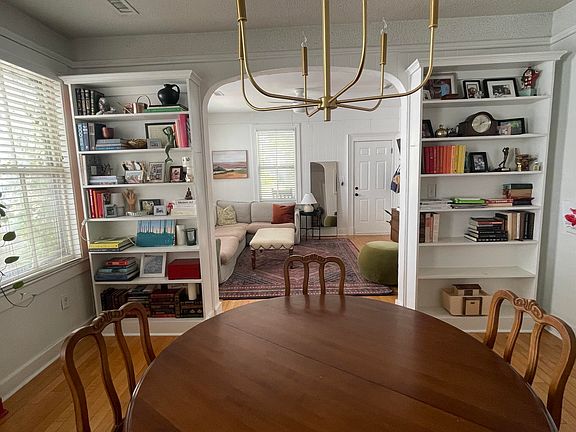 3rd image of 26 Gordon St