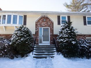 971 McKinstry Ave, Chicopee, MA 01020