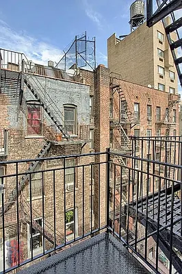 Rented by REAL New York | media 7