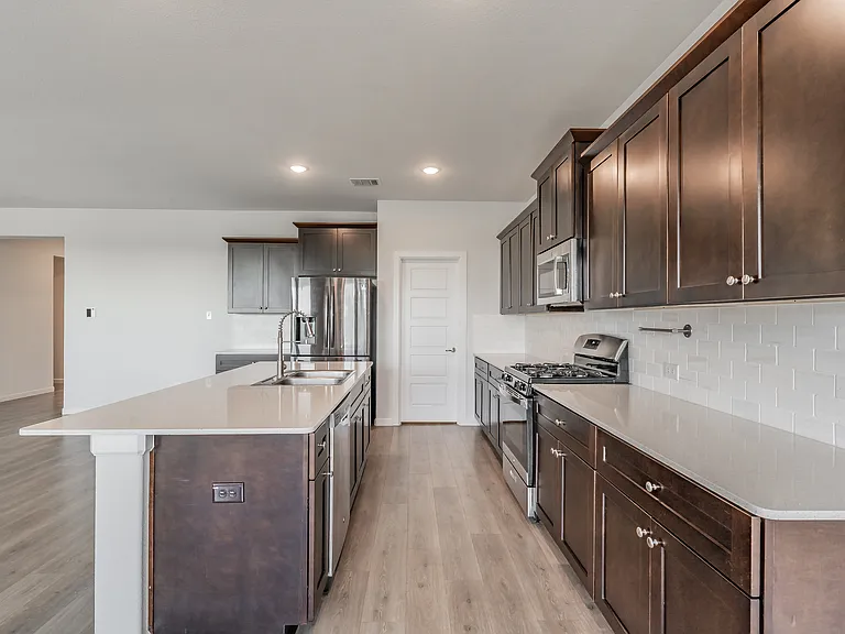 1221 Coralberry Dr — Photo 5