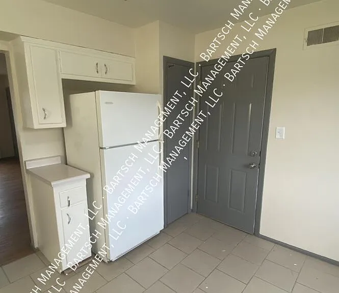 N84W15504 Menomonee Ave #2 — Photo 2