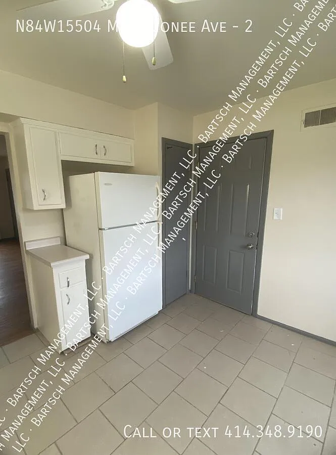 Building Photo - N84W15504 Menomonee Ave #2