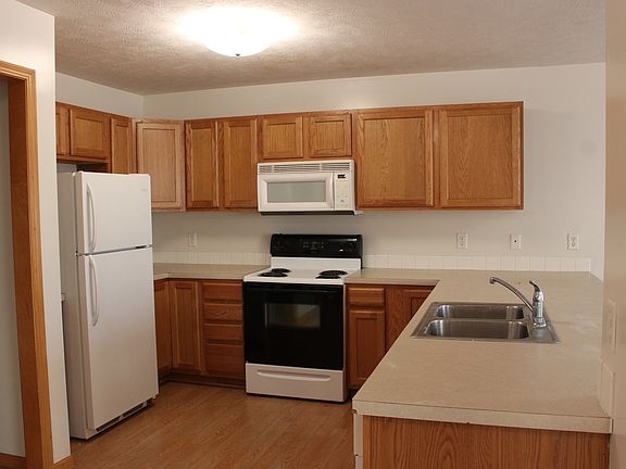 3rd image of 7207 N 19th St #A-b