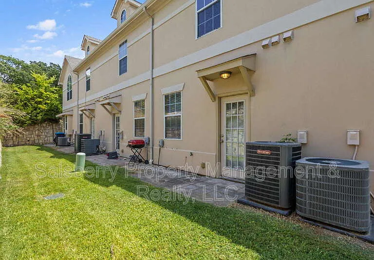 8015 Ederville Cir — Photo 24