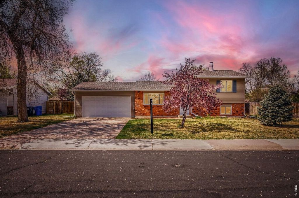 3513 Kingston Cir