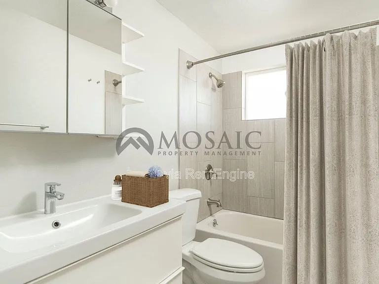 4348 N 36th Pl #3 — Photo 5