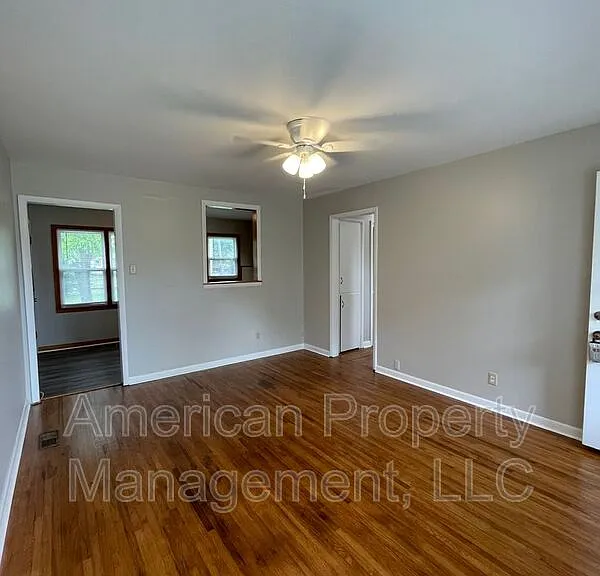 523 E Duncan St — Photo 6