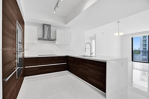 301 Altara Ave #536 Photo 1