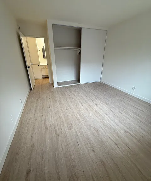 14426 Addison St #12B — Photo 5