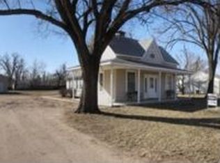 1217 W 11th Ave, Hutchinson, KS 67501