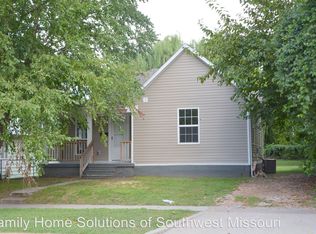1131 W Locust St, Springfield, MO 65803