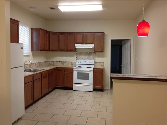 4th image of 1431 France St