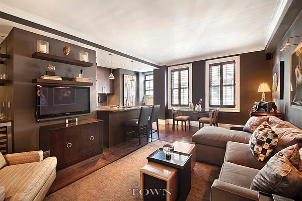 Sold by Town Residential | media 8