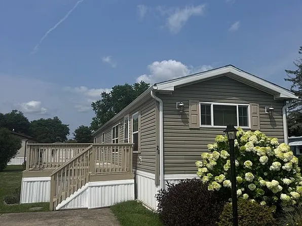 26 Evergreen St, Bath, NY 14810