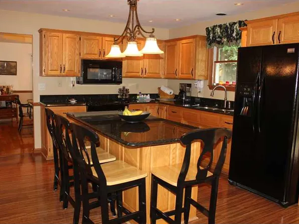 520 Sebring Rd, Beaver, PA 15009