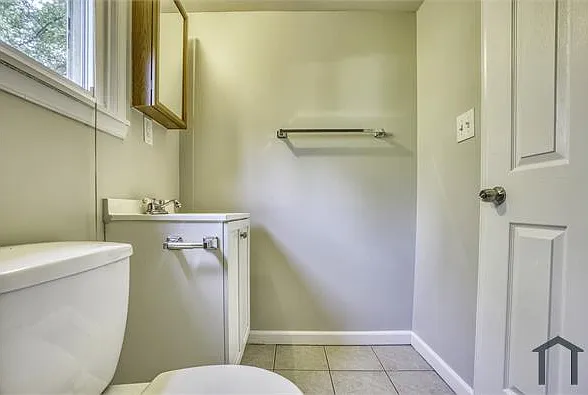 8011 Oakleigh Rd — Photo 27
