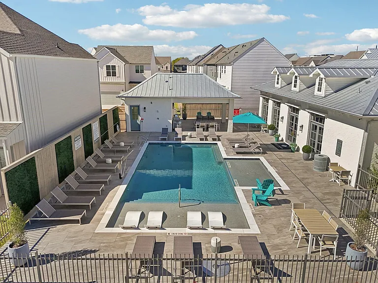 7318 Hadley Meadow Ln — Photo 41
