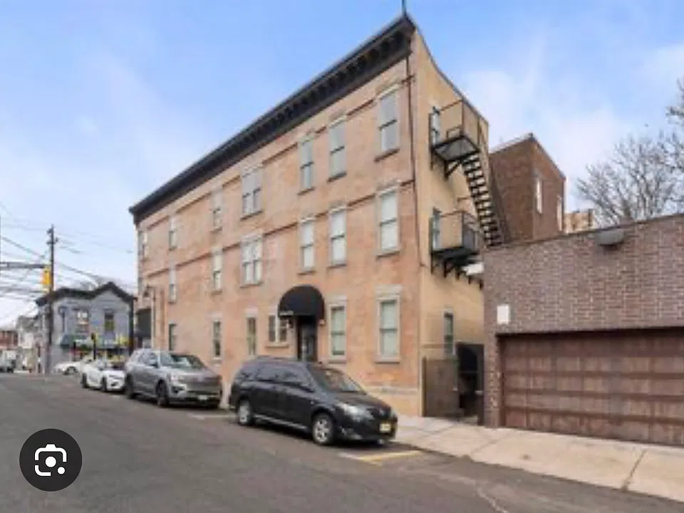 7100 Park Ave #1