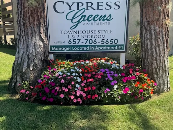 5252 Bishop St APT 14, Cypress, CA 90630