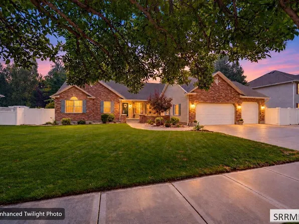 3803 Woodhaven Ln, Idaho Falls, ID 83404
