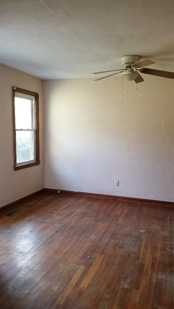 2 bed, 1000 sqft, $1,350 — Photo 4