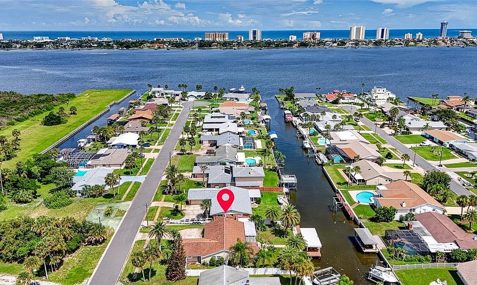 1st image of 149 SEA ISLE CIRCLE