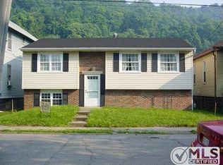 2347 Lumber Ave, Wheeling, WV 26003