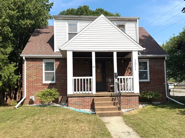 1311 S Grant St, Bay City, MI 48708
