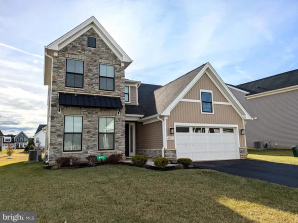 6812 Sycamore Dr, Bath, PA 18014