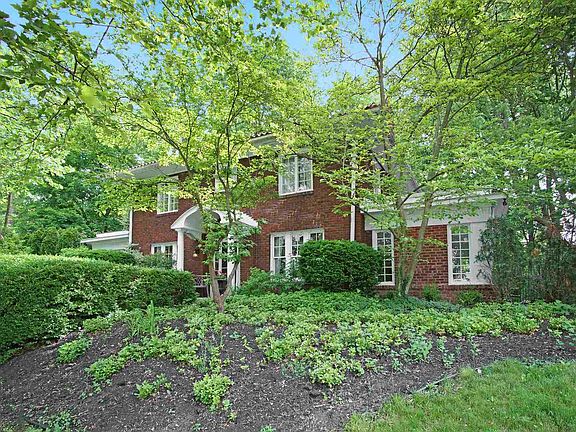 2nd image of 1024 Leeper Ave