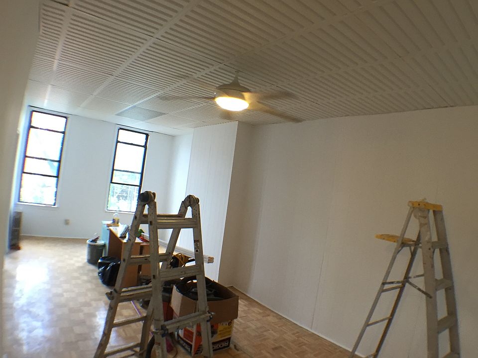 2nd image of 214 N Henry St #3