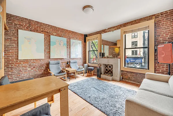 Rented by Compass | media 2