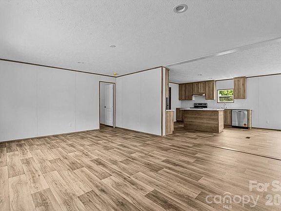 5th image of 2309 Swanson Rd