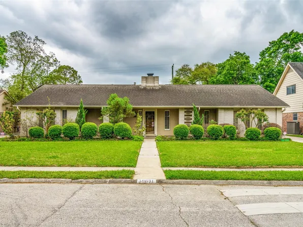 10631 Del Monte Dr, Houston, TX 77042