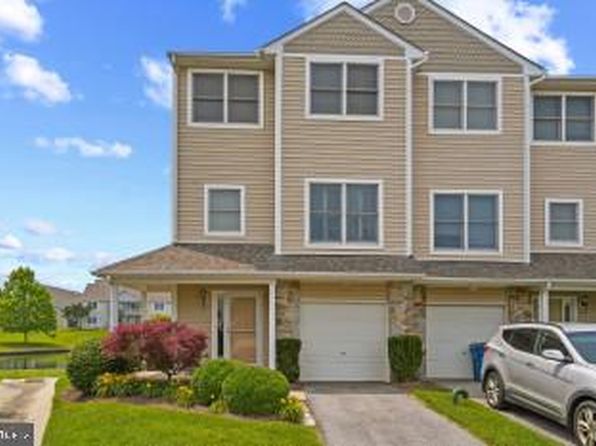 312 Blenny Ln