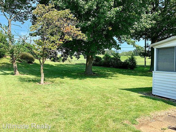 2nd image of 1465 Wadsworth Dr