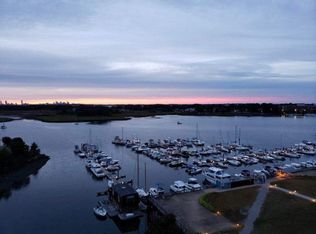 100 Cove Way UNIT 1003, Quincy, MA 02169