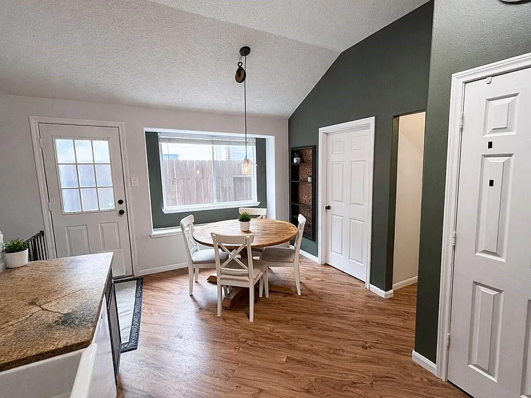 21510 Forest Colony Dr — Photo 8