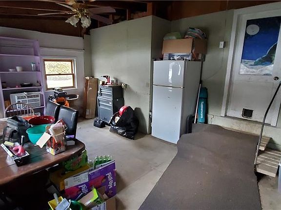 4th image of 6 Bowen Ave