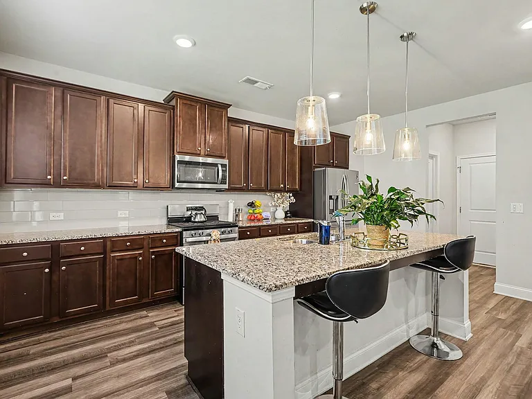 170 Glen Abbey Cir — Photo 12