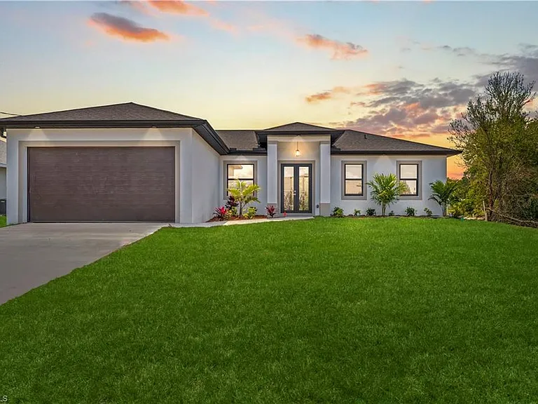 2705 Darlene Pl — Photo 2