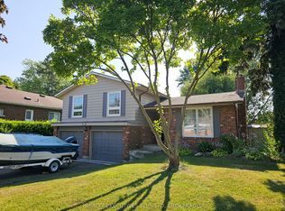 99 Carlton Ave, Welland, ON L3C 1R2