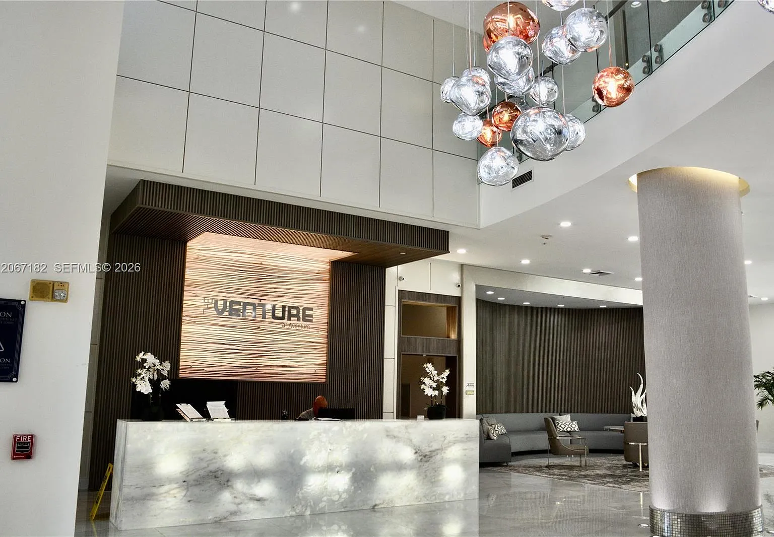 Venture At Aventura East — Photo 2