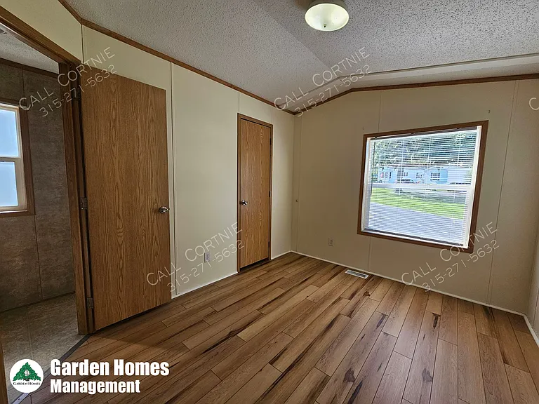 28 Pine Cir — Photo 8