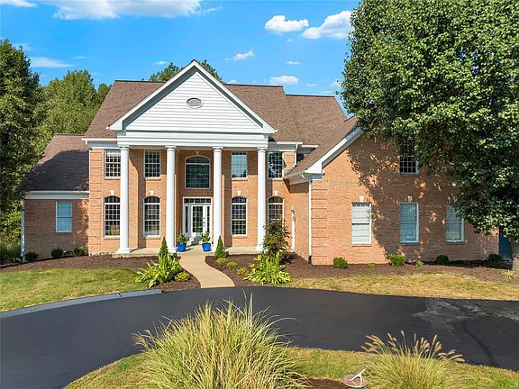 2nd image of 315 Tavern Creek Ct