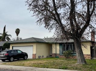 2340 Rochelle Ave, Turlock, CA 95382