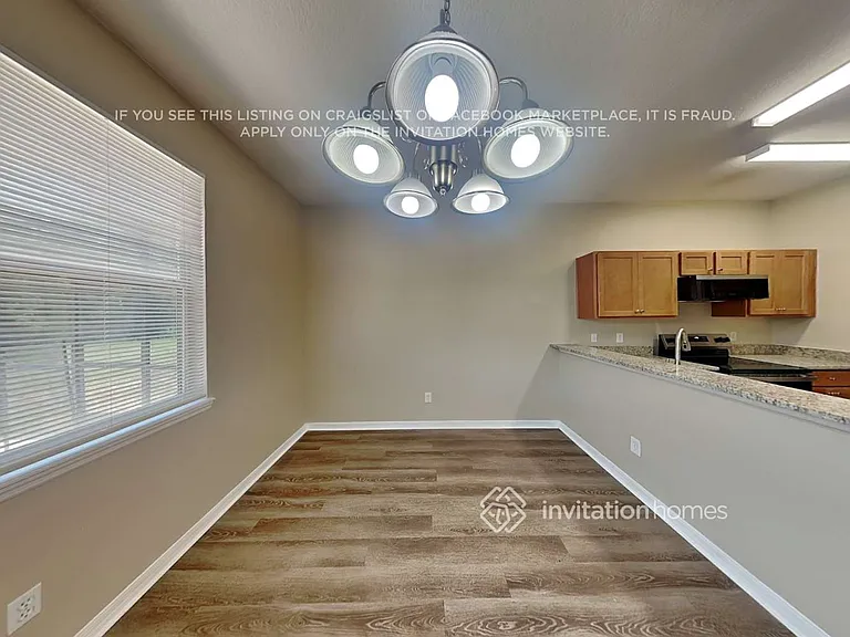 576 Sandy Ridge Dr — Photo 6