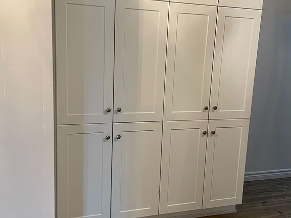 5th image of 113 Westmount Rd N #4